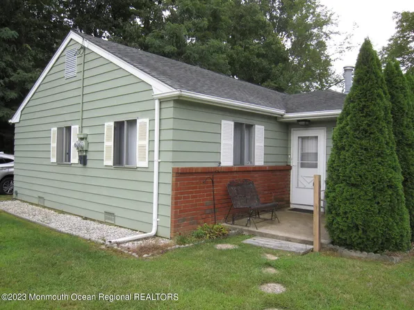 37 Pheasant Street #B, Manchester, NJ 08759