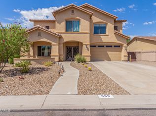 960 E Harold Dr, San Tan Valley, AZ 85140