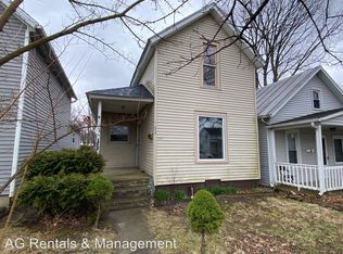 215 S Johnson St, Garrett, IN 46738