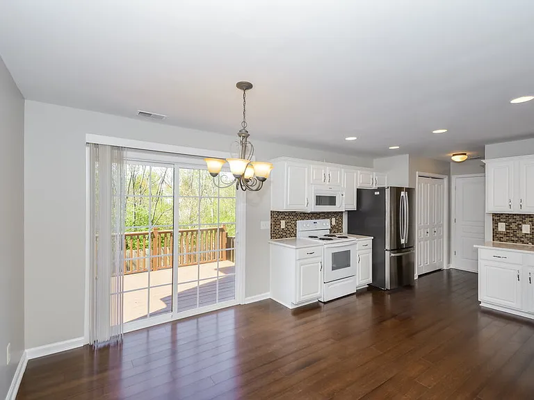 7879 Rainey Dr — Photo 8