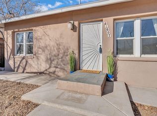 1607 Los Tomases Dr NW, Albuquerque, NM 87102