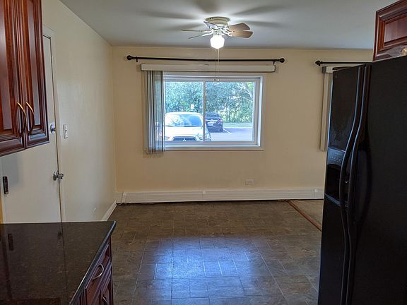 5th image of 754 Dempster St APT Cg11
