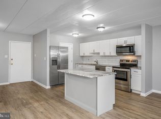 400 Glendale Rd #D-31, Havertown, PA 19083