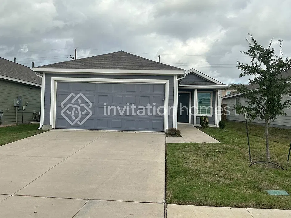 1329 Plum Rd