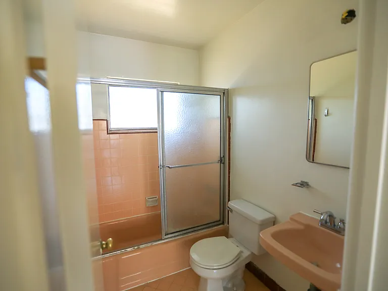 262 S Sycamore Ave #20 — Photo 10