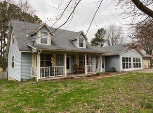 1002 S Springfield Ave, Green Forest, AR 72638