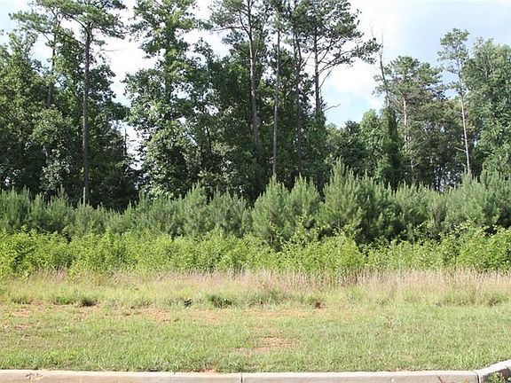 5th image of 908 Valley Creek Dr