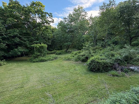 4th image of 128 Toddy Hill Road