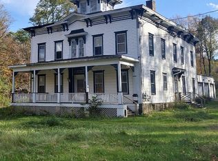 105 Hartman Rd, Pattersonville, NY 12137