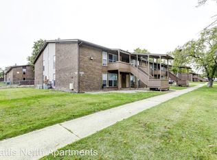 2000 N Mattis Ave #F206, Champaign, IL 61821