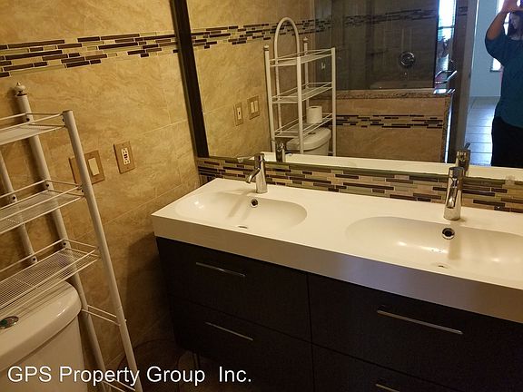 4th image of 14769 Laguna Beach Cir
