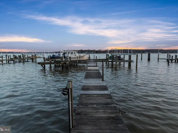 904 W Baker Ave, Abingdon, MD 21009