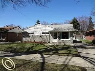 27805 Alger Blvd photo 1
