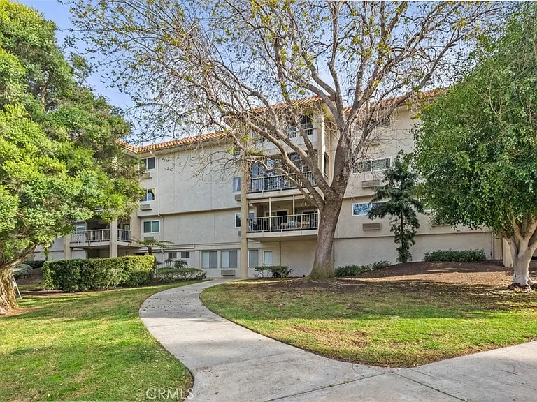 3242 San Amadeo #2B — Photo 26