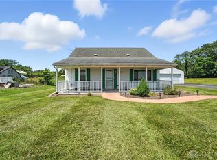 8425 Battin Howell Rd, South Charleston, OH 45368