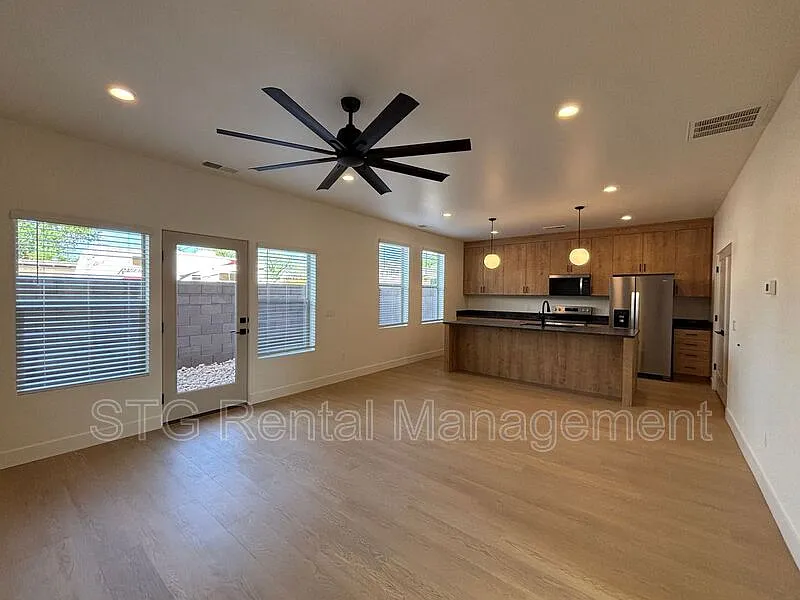 73 N 520 W #10