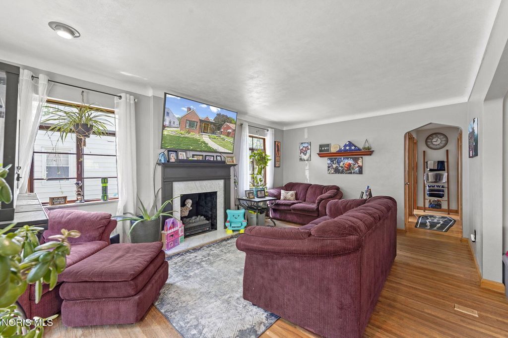 3124 Heatherdowns Blvd, Toledo, OH - View 5