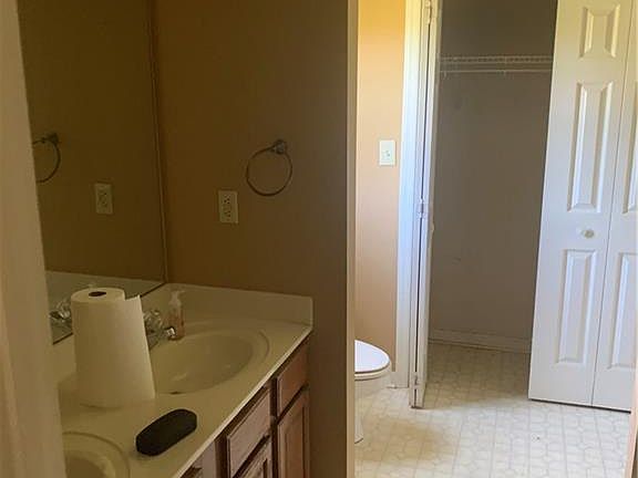 4th image of 105 Southern Pines Dr