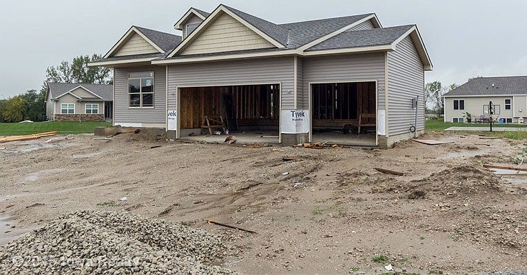 2nd image of 1606 Ironwood Dr