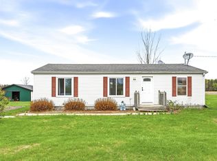 14686 W Burt Rd, Chesaning, MI 48616