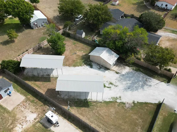 1012 Speegle Rd, Woodway, TX 76712