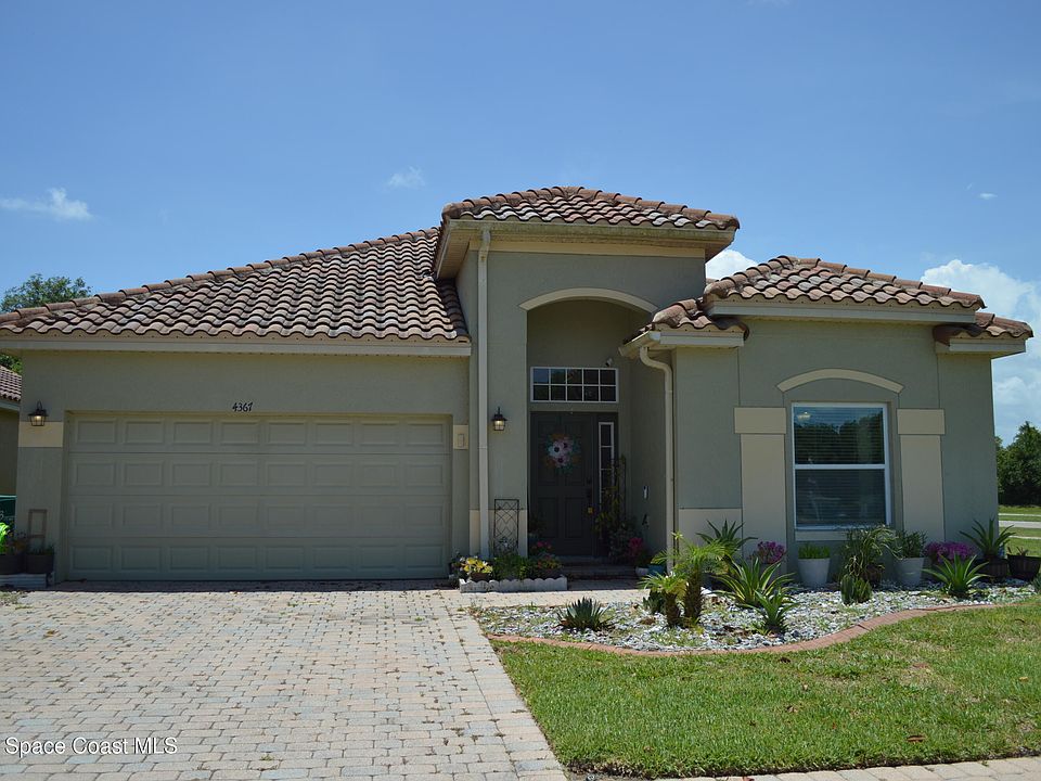 1st image of 4367 Fitzroy Reef Dr