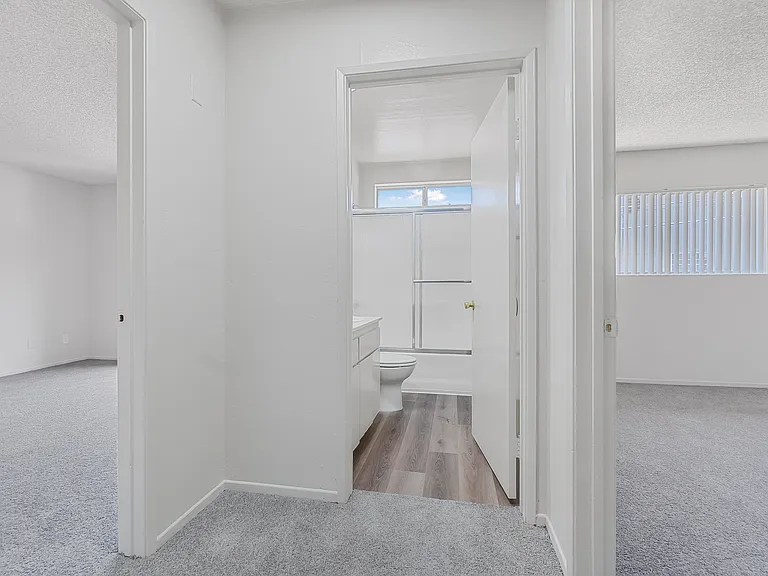 Berendo Apartments — Photo 6