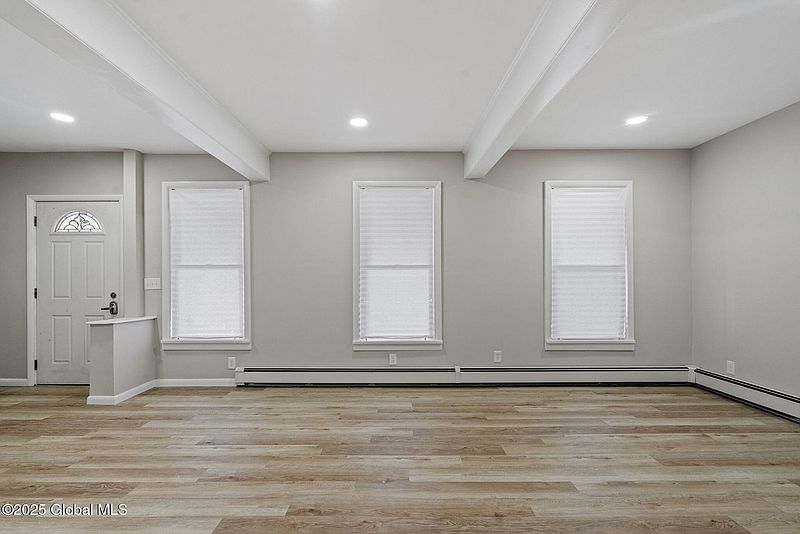 5th image of 22 Pulver Avenue