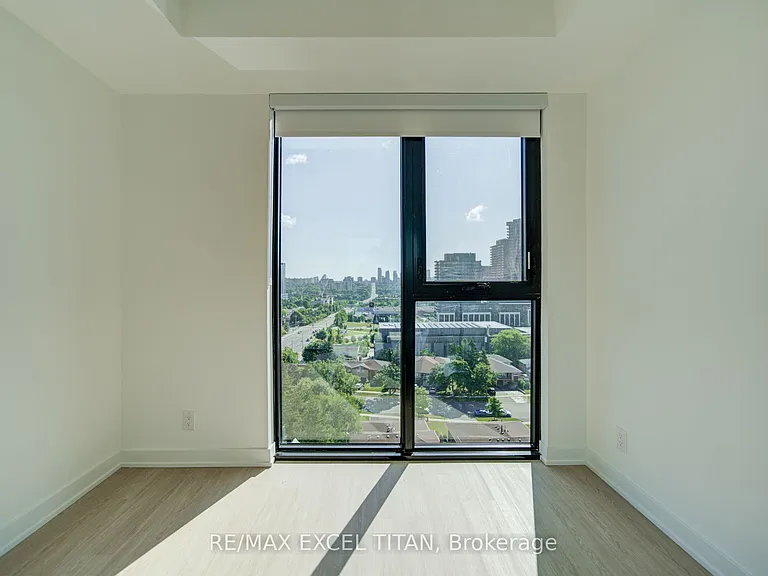 699 Sheppard Ave E #1115 — Photo 29