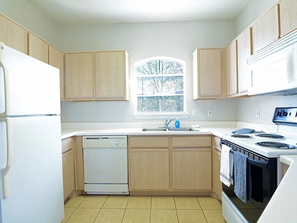 Longridge Apartments — Photo 4