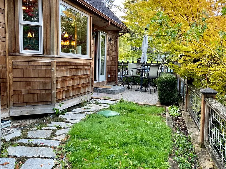 4735 Cable St — Photo 12