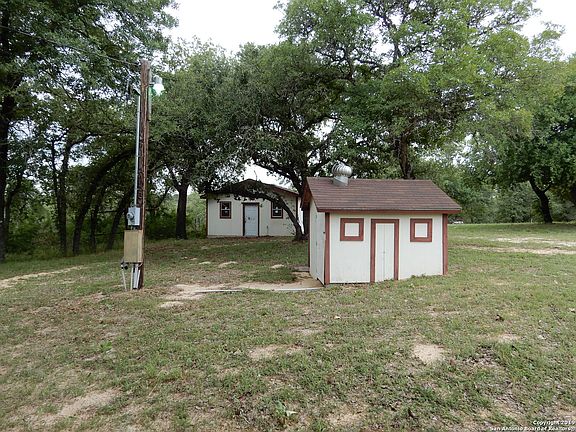 4th image of 2593 County Road 320