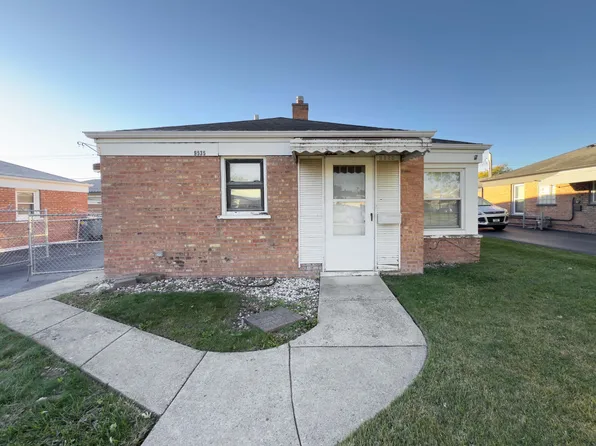 9535 Nerbonne Ave, Franklin Park, IL 60131