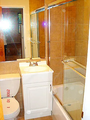 Rented by Chartwell Manhattan Realty | media 34