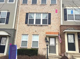 44071 Eastgate View Dr, Chantilly, VA 20152