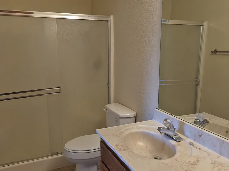 2346 N Bradley St — Photo 6