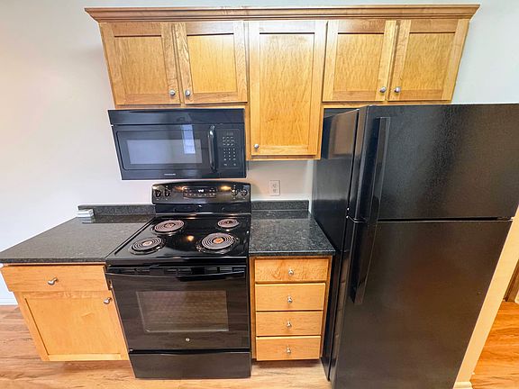 5th image of 1480 Randolph Ave APT 320