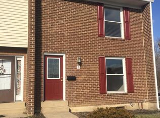1 Clipper Ct, Newark, DE 19702