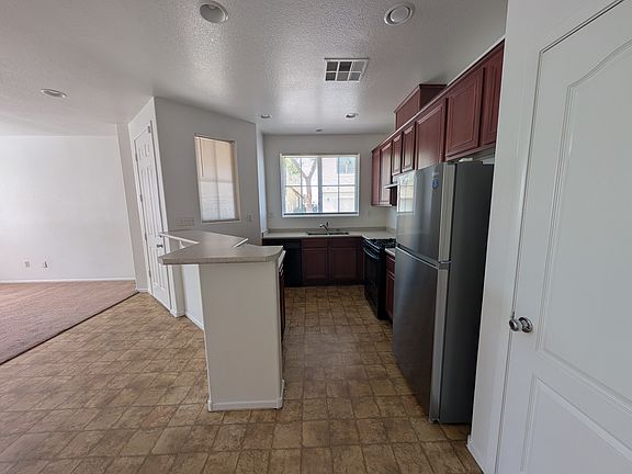3rd image of 3929 Prescott Pines St Unit 102
