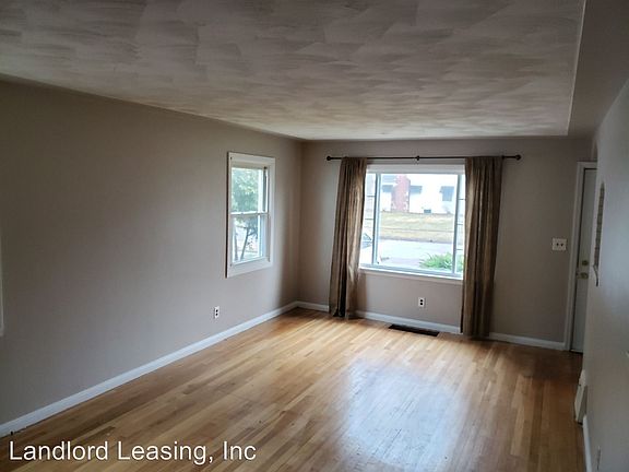 2nd image of 2204 W 13th St