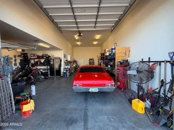 18135 W TINA Lane, Surprise, AZ 85387