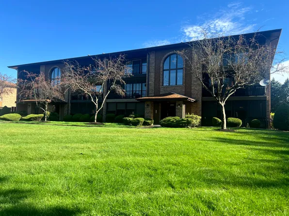 11119 Heritage Dr APT 1A, Palos Hills, IL 60465