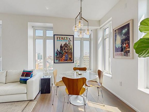 5th image of 543 W 122nd St #12E