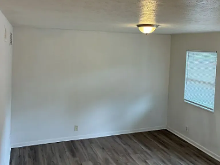 4115 Pinecroft Dr — Photo 14