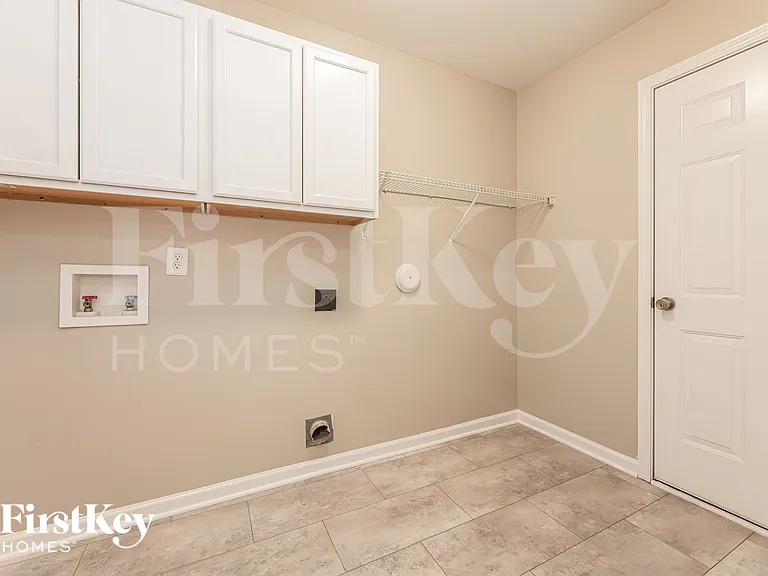 634 Conover Rd — Photo 7