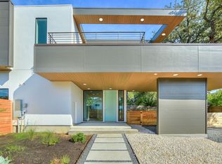 815 W Mary St #B, Austin, TX 78704