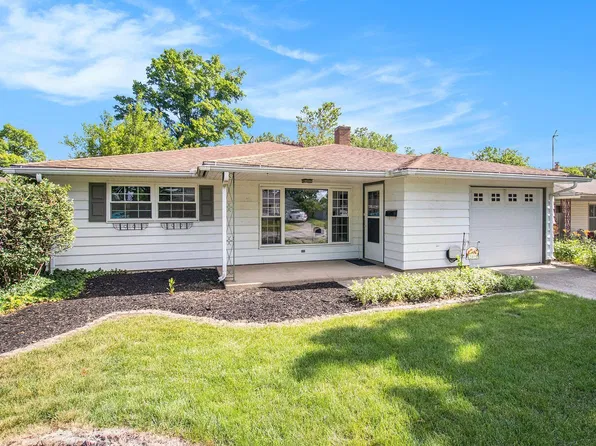 2309 Club Dr, South Bend, IN 46615