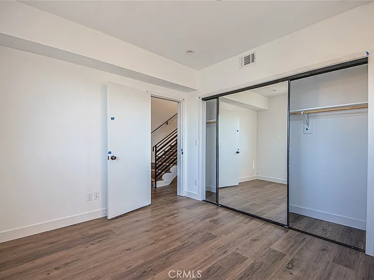 6425 Troost Ave #1/2 — Photo 12
