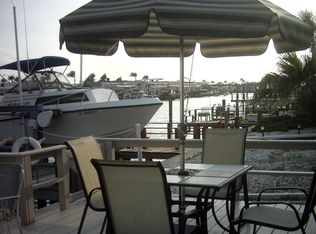 160 Boca Ciega Point Blvd N, Saint Petersburg, FL 33708