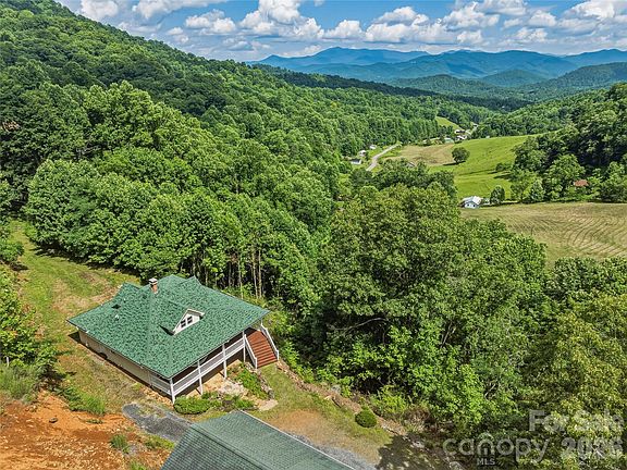 2nd image of 1856 Lickskillet Rd